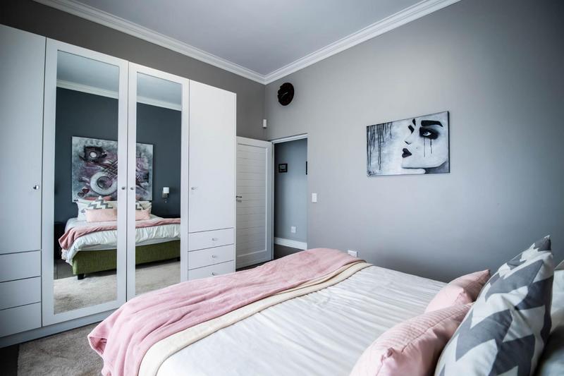 5 Bedroom Property for Sale in Myburgh Park Western Cape